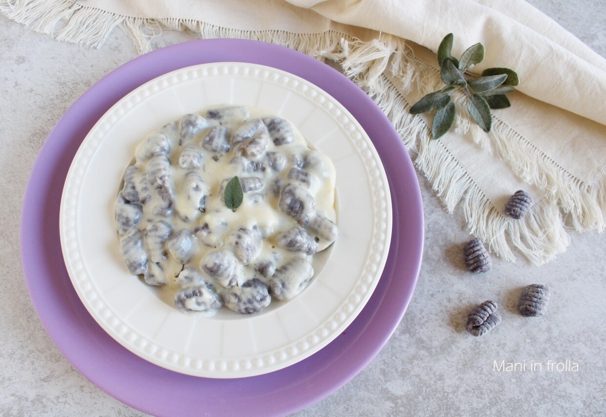 Paarse Gnocchi met Twee Kazen