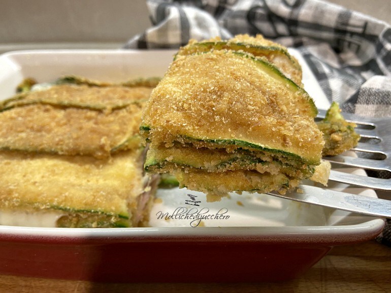 Krokante courgette parmigiana