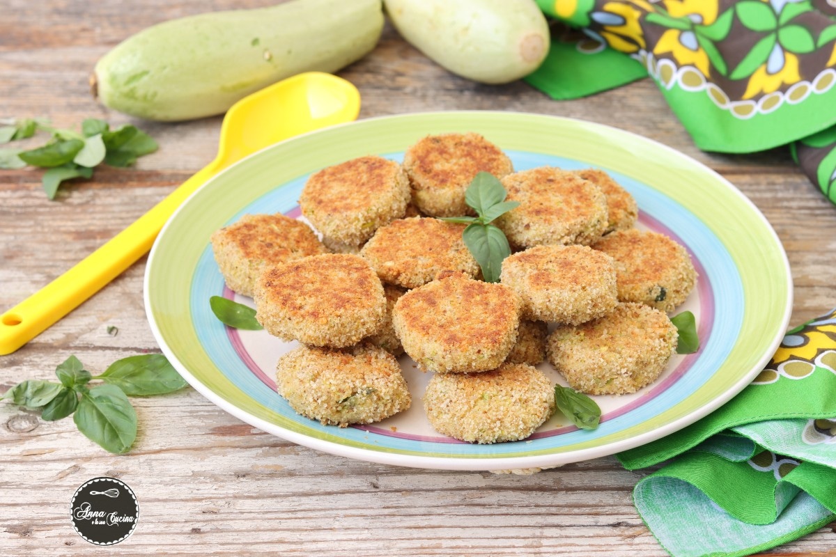LICHTE COURGETTEBALLETJES UIT DE OVEN