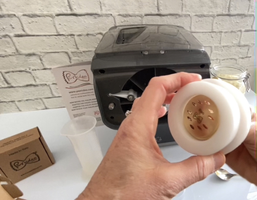 rijstmatrijs pasta maker