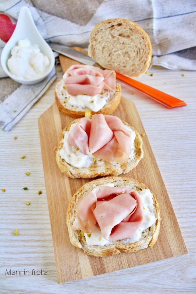 Crostoni Mortadella Pistache en Stracciatella