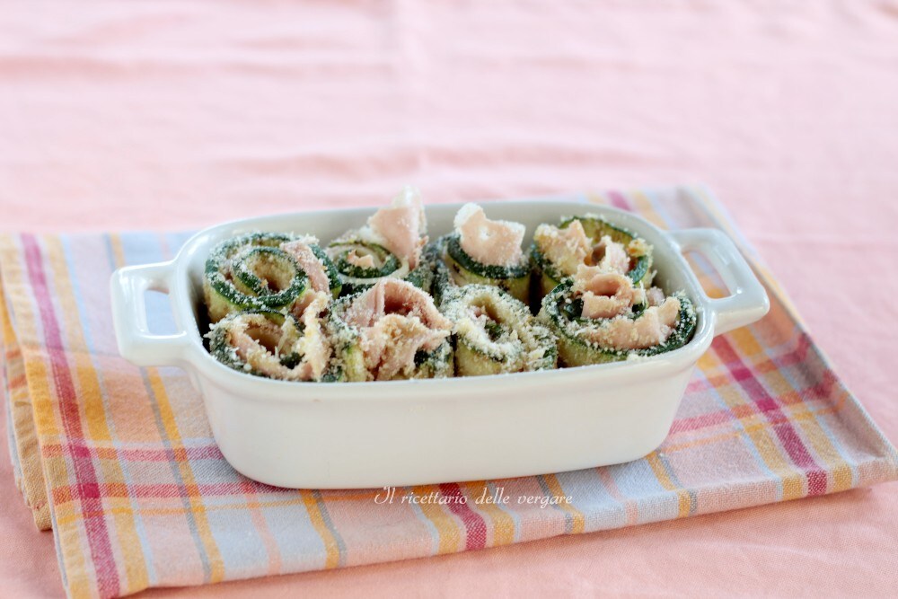 Gebakken courgetterolletjes