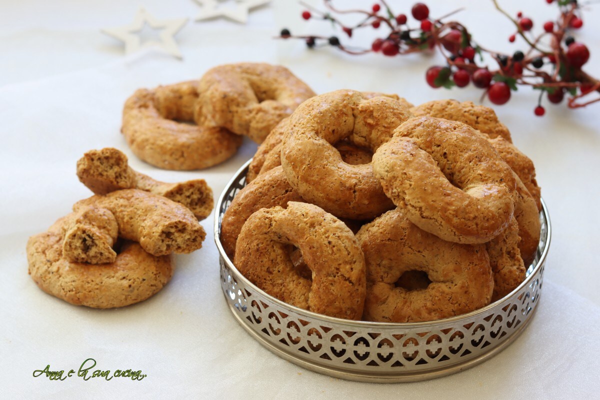 Roccocò Napolitaanse kerstkoekjes