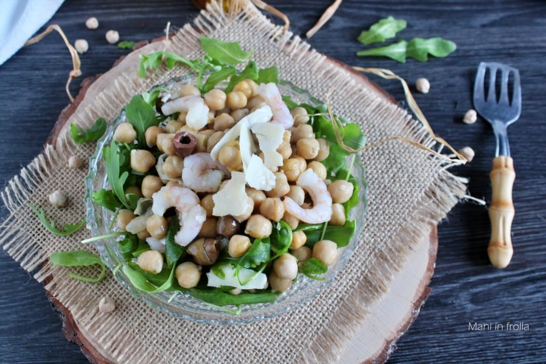 Salade met Kikkererwten Garnalen en Olijven