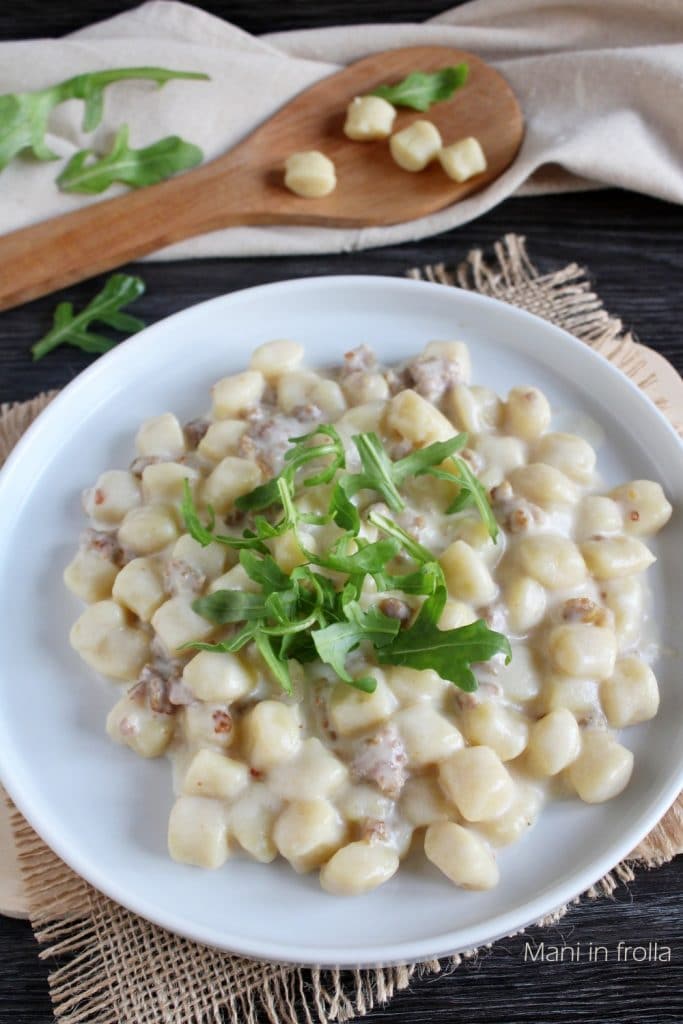 Aardappelknoedels met Worst en Taleggio