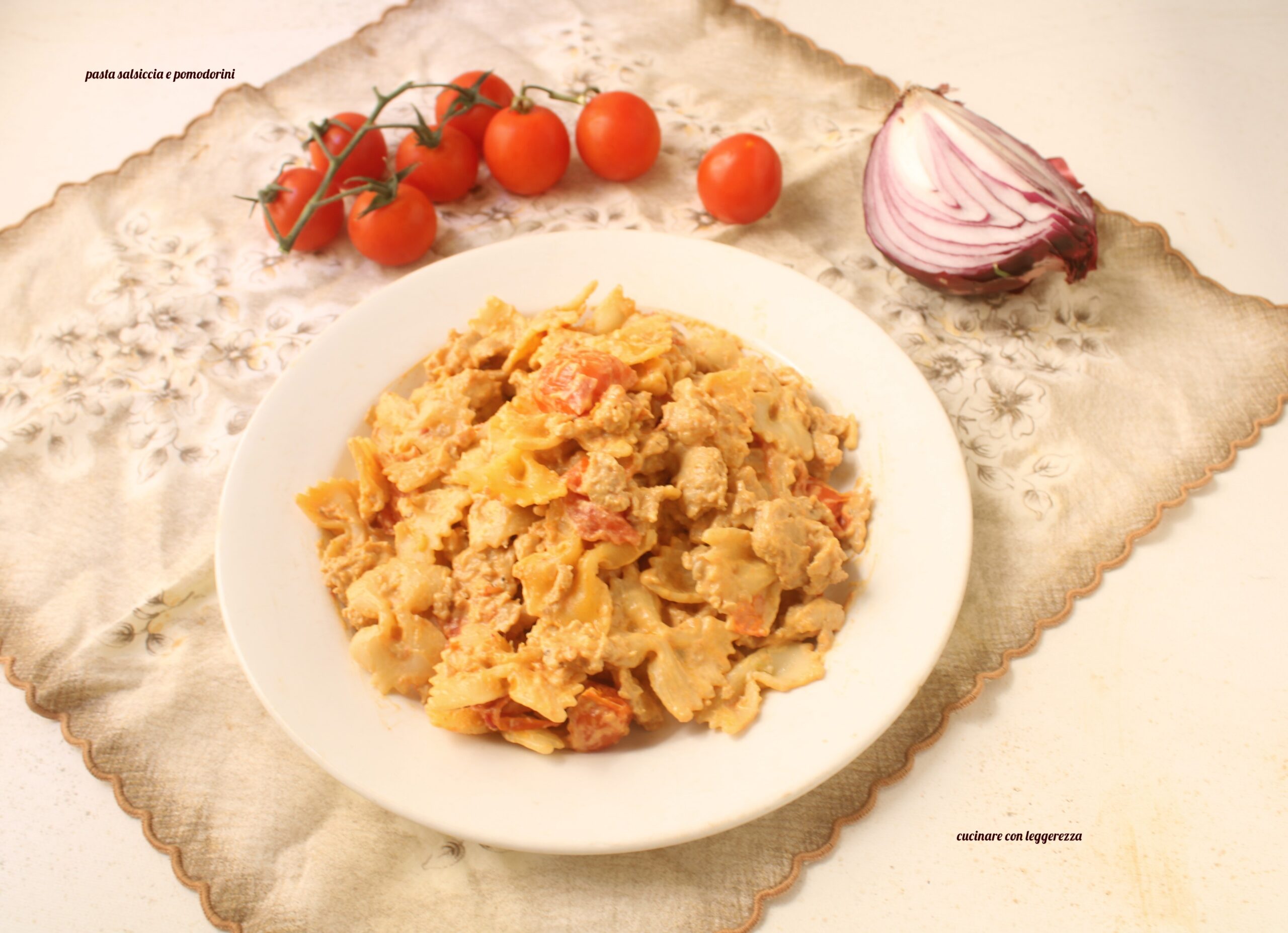 Pasta met worst en kerstomaten