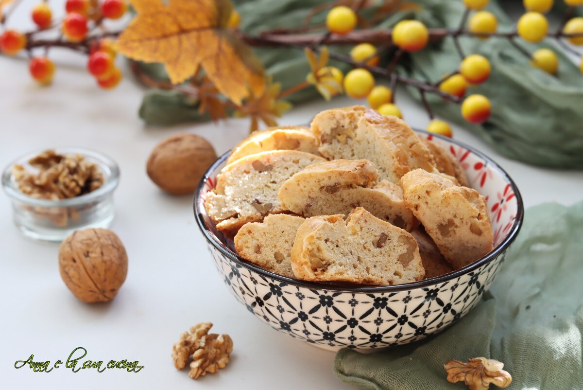 Tozzetti met walnoten eenvoudig recept met één bakbeurt