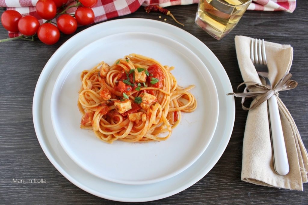 Linguine met Zwaardvissaus