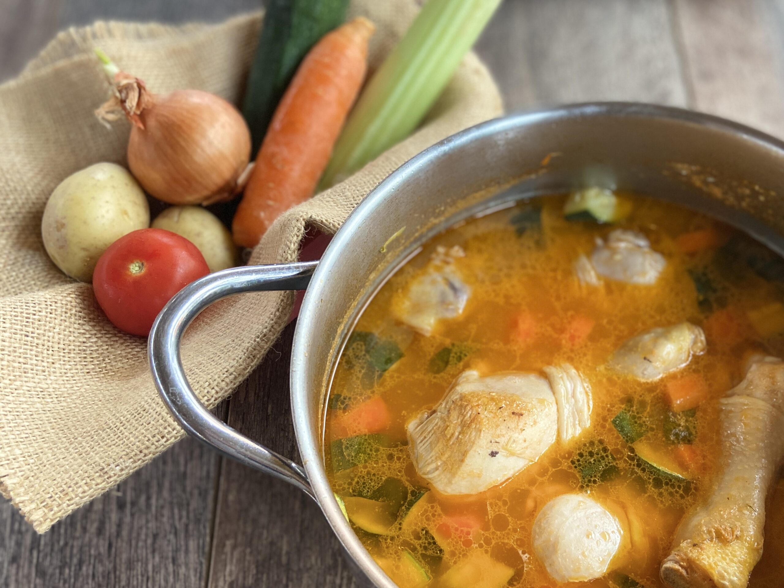 Kippenbouillon