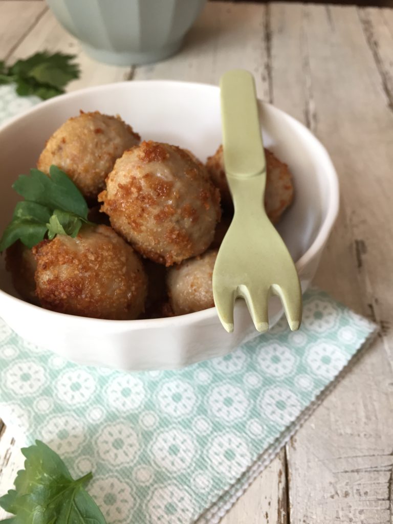Kabeljauw- en aardappelballetjes met olijven