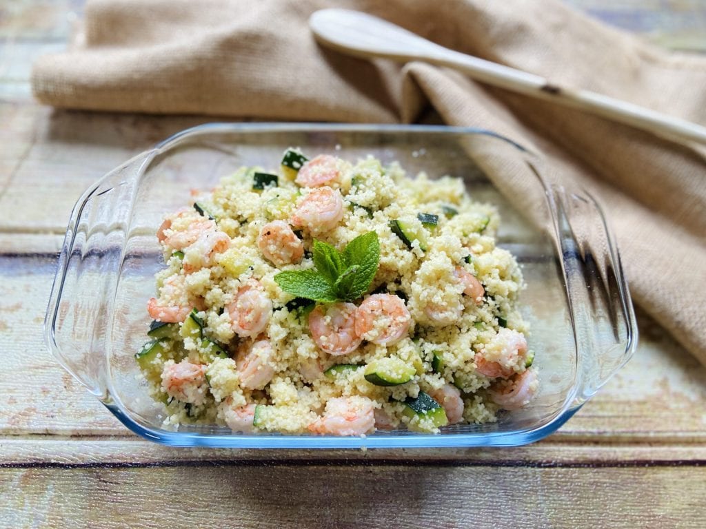 Couscous met garnalen en courgettes