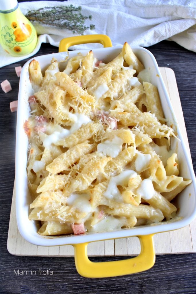 Penne uit de oven met ham en kaas