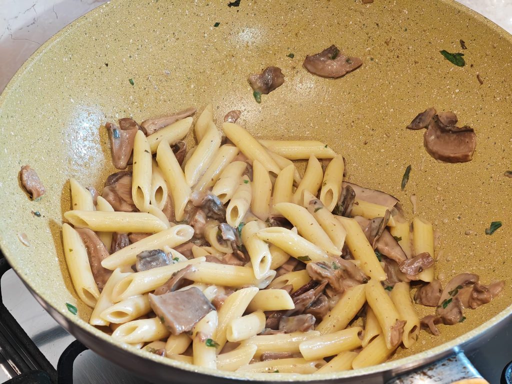 Penne met champignons