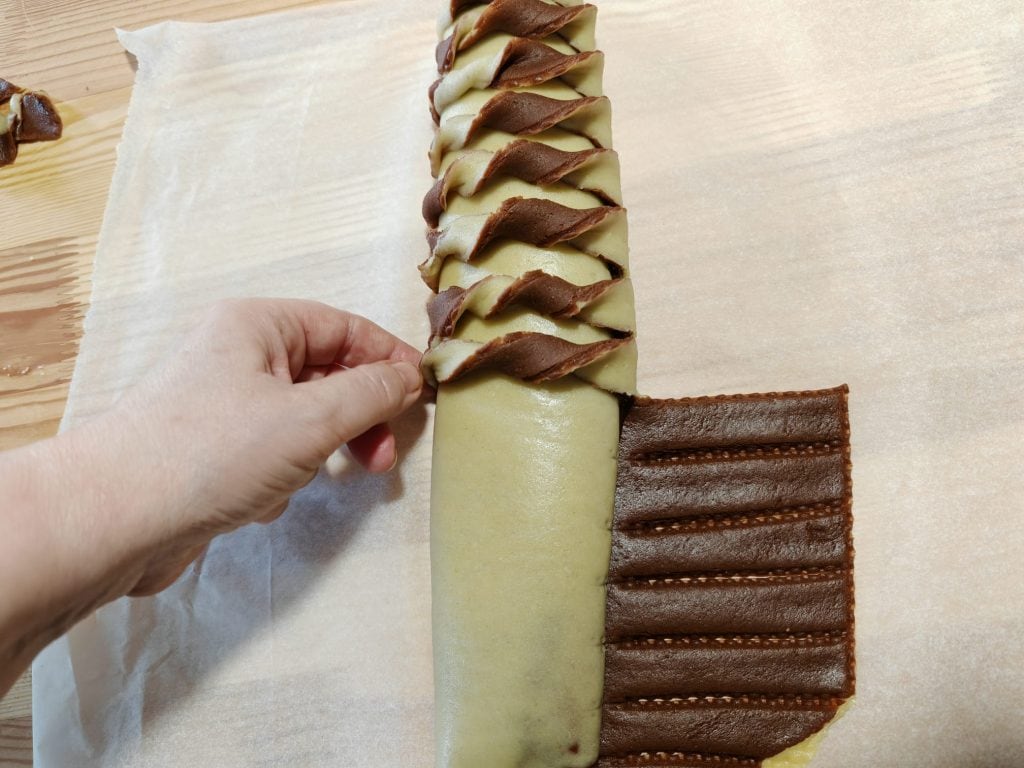 Gevlochten opgerolde taart