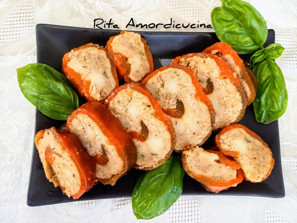 Lichte paprika gehaktbrood uit de oven.