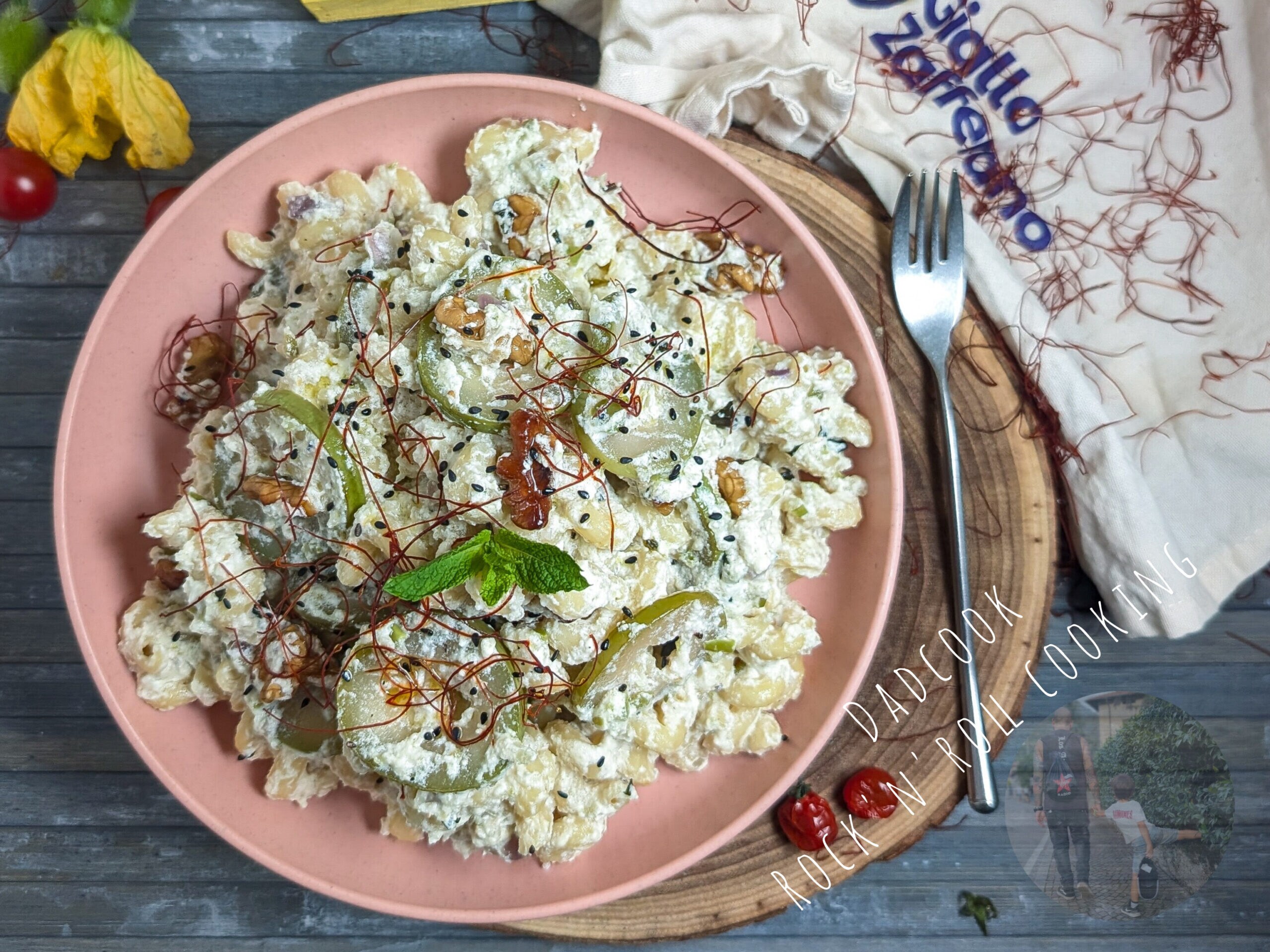 Romige pasta met trompetcourgettes en ricotta: een zomerse eerste gang