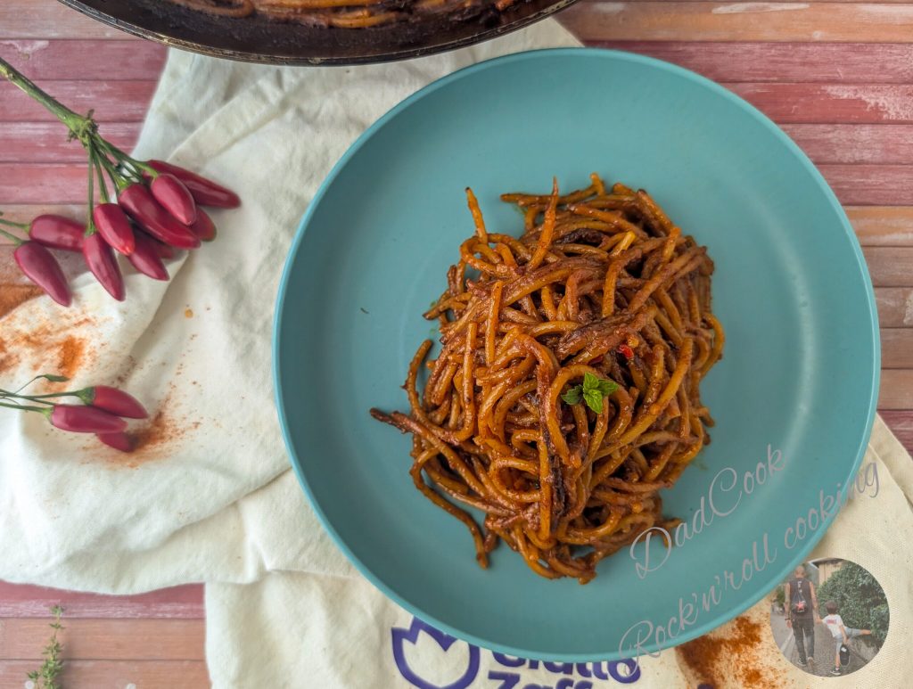 Spaghetti all' assassina: hoe maak je ze krokant en perfect