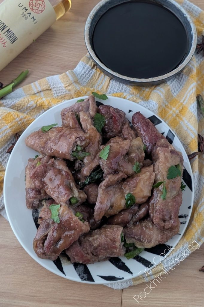 Varkensvlees en Aspergerolletjes op Japanse Stijl (Niku-Maki): Het Snelle Recept dat Iedereen Zal Verrassen