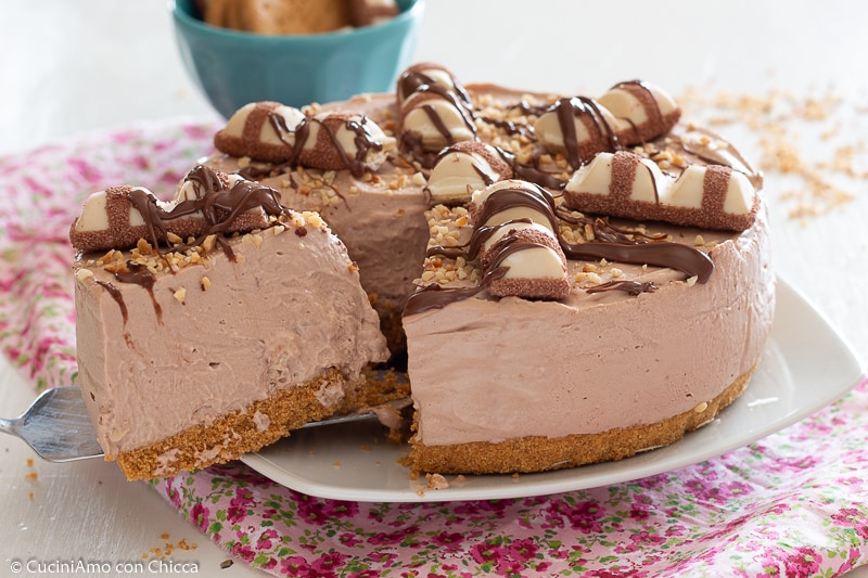 KOUDE TAART MET KINDER BUENO