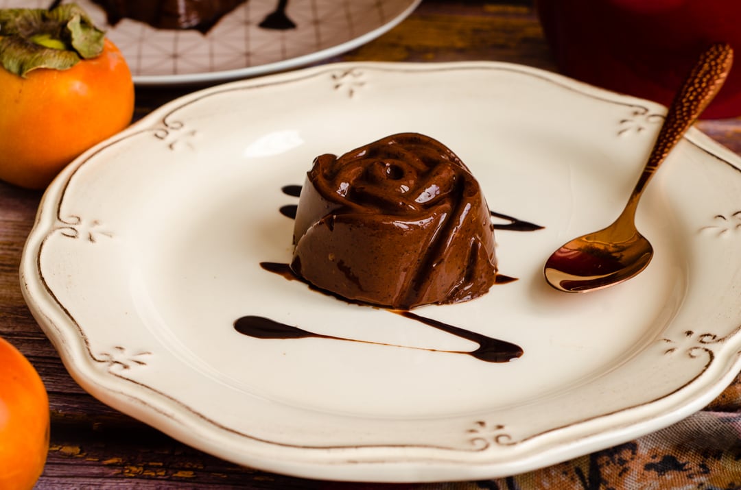 Kaki- en cacao pudding, vegan dessert met slechts 2 ingrediënten!
