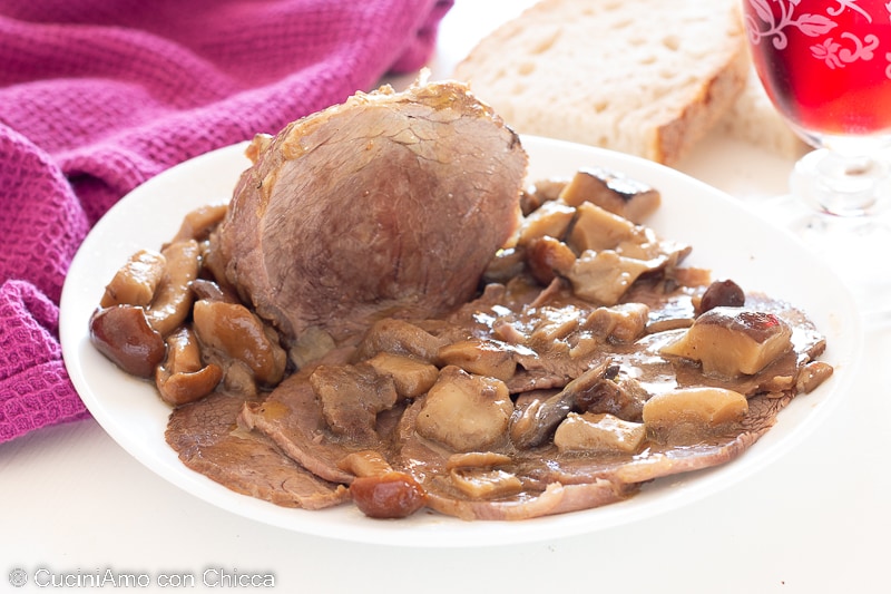 Kalfsvleesgebraad met champignons