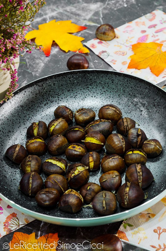 Kastanjes in de pan