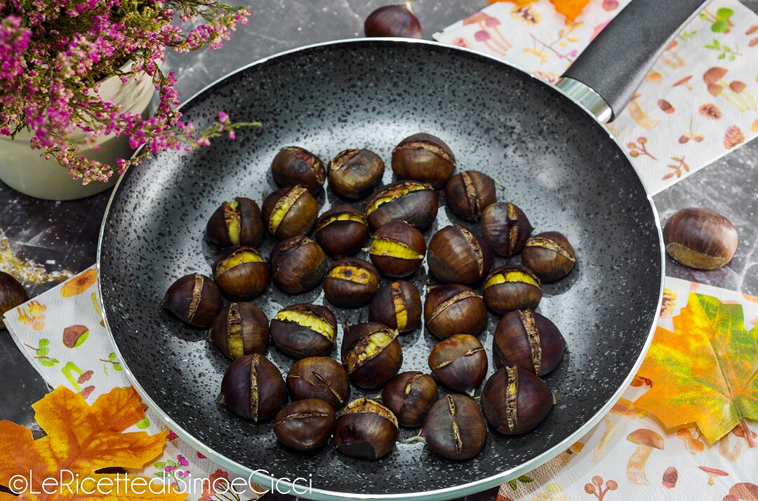 Kastanjes in de pan