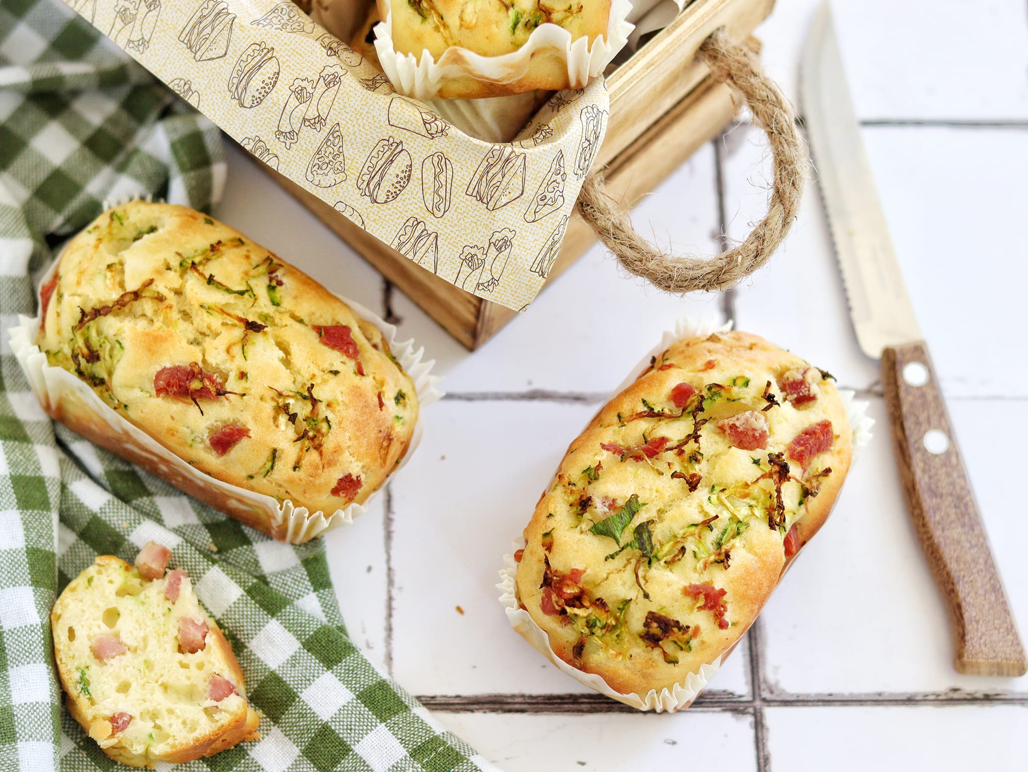 Mini hartige cakejes (met courgette en ham)