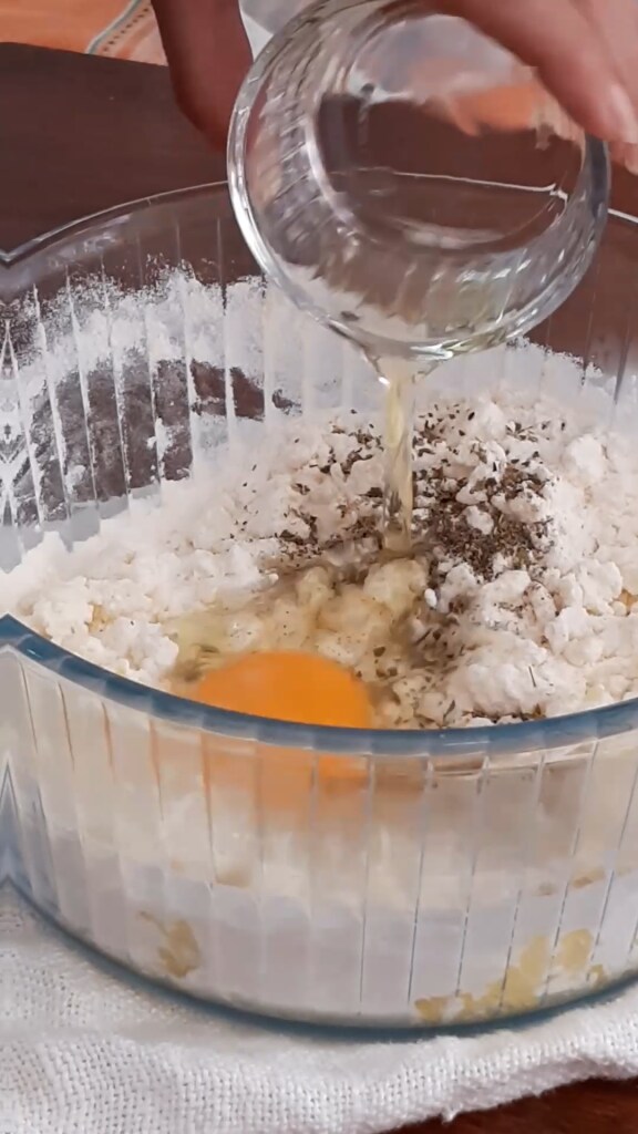 Smeltende bladerdeegpakketjes met aardappelen