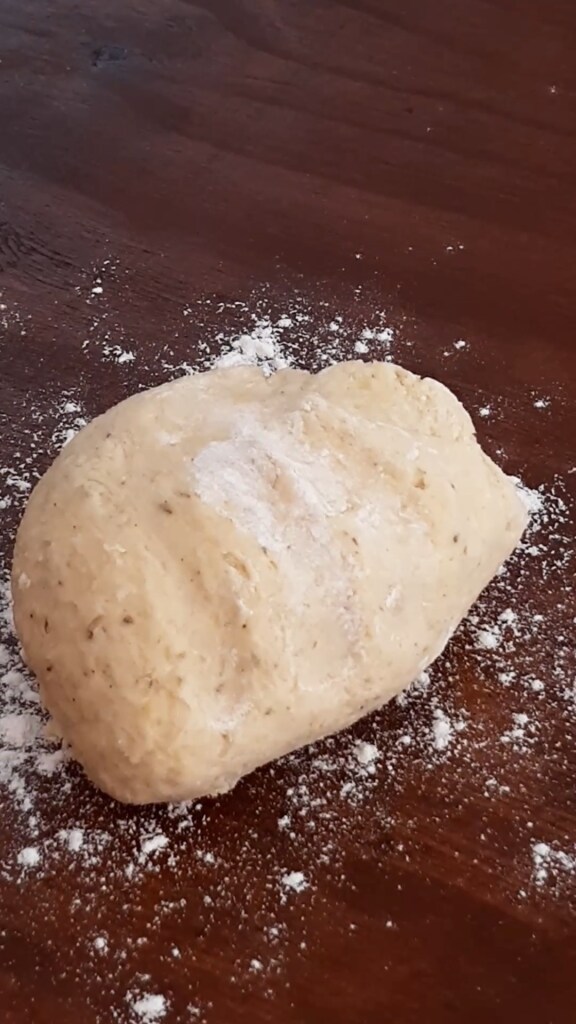 Smeltende bladerdeegpakketjes met aardappelen