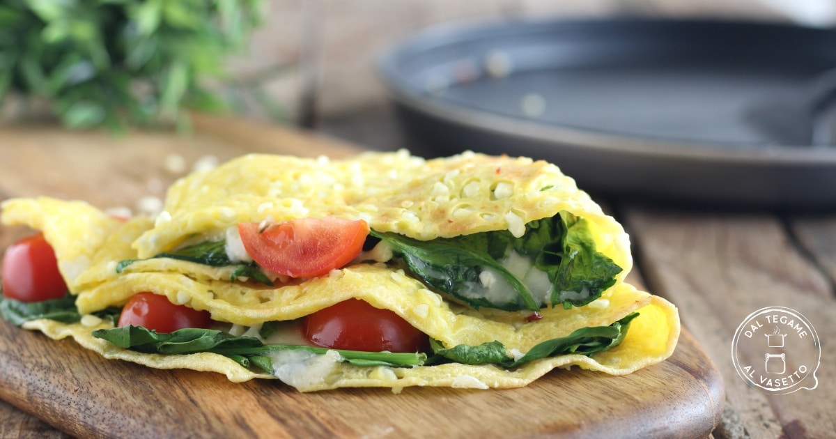 Omelet met cottage cheese in magnetron