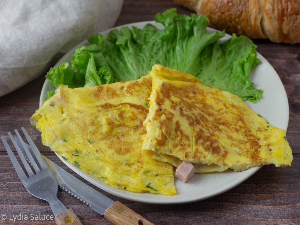Omelet met gekookte ham