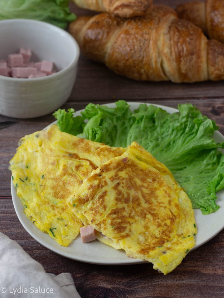 Omelet met gekookte ham