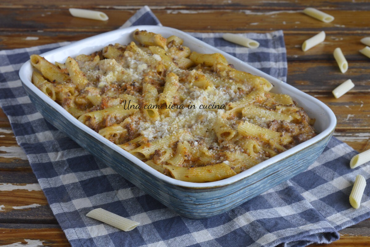 Ovenschotel met ragù en bechamelsaus