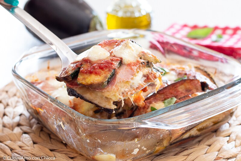 PARMIGIANA VAN COURGETTES EN AUBERGINES