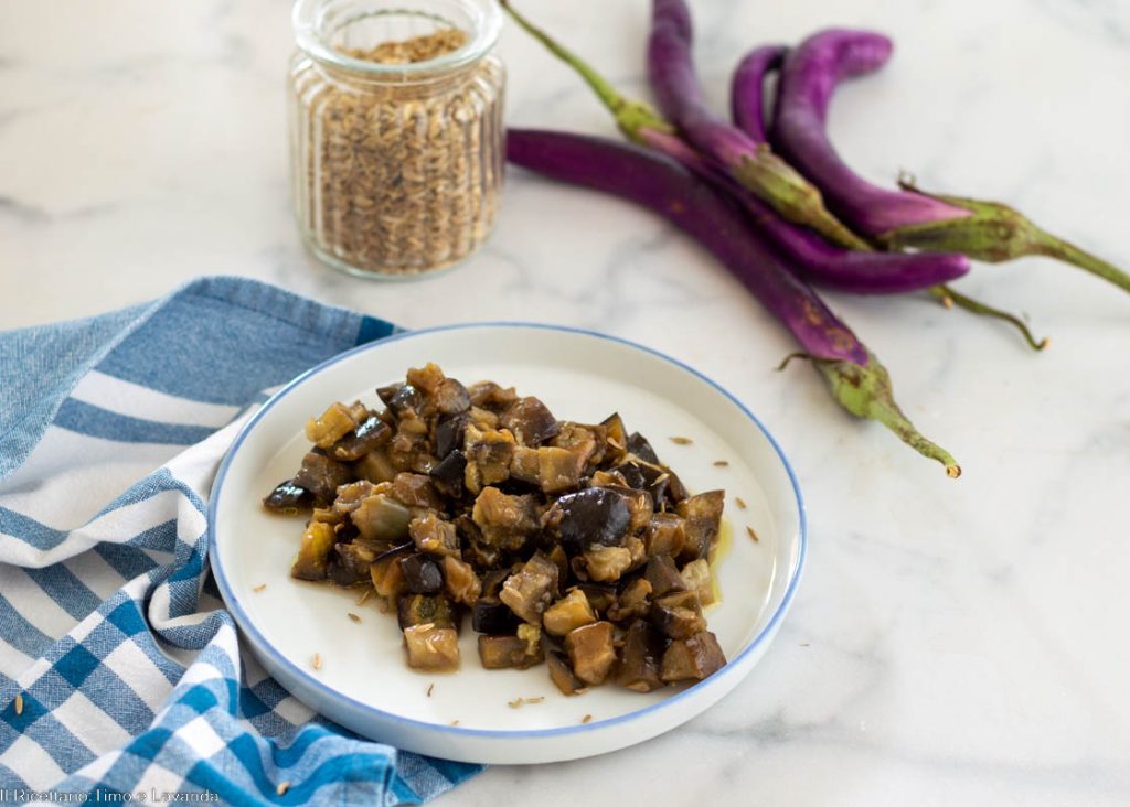 PERLINE AUBERGINES MET VENKEL