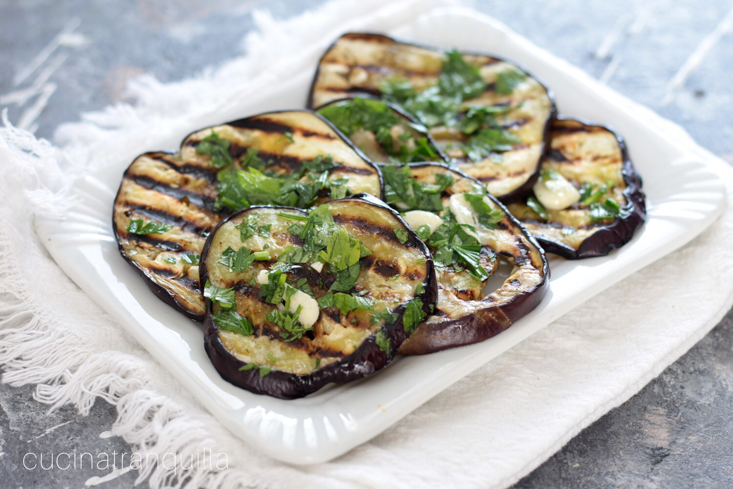 Gegrilde aubergines