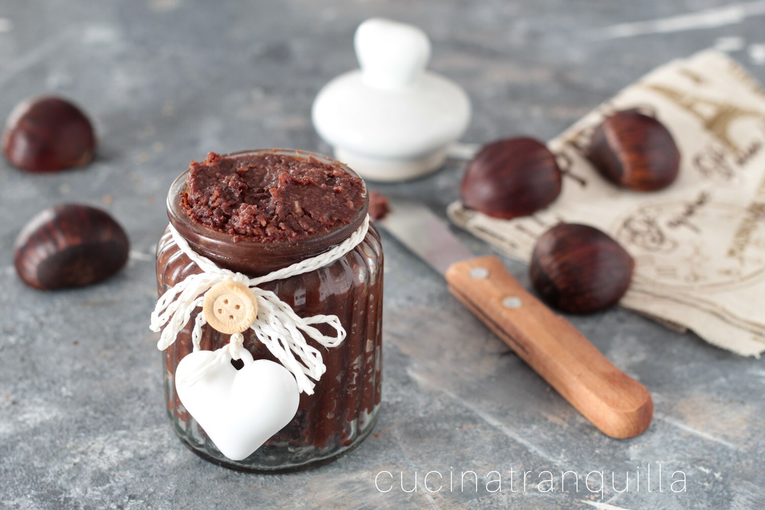 Kastanje- en pure chocoladecrème