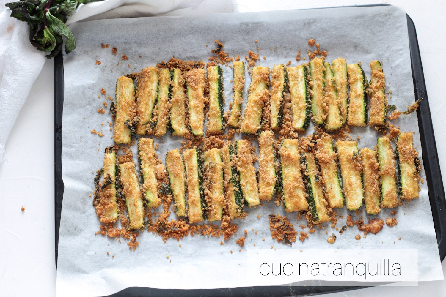 Gegratineerde courgettes met munt en peterselie