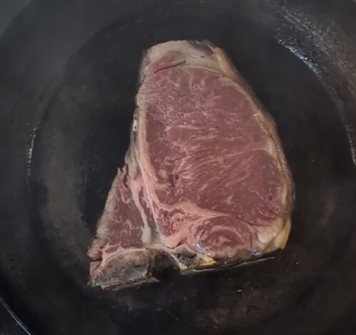 Fiorentina Steak (T-bone) van Beierse Simmenthal: perfect koken op het fornuis!