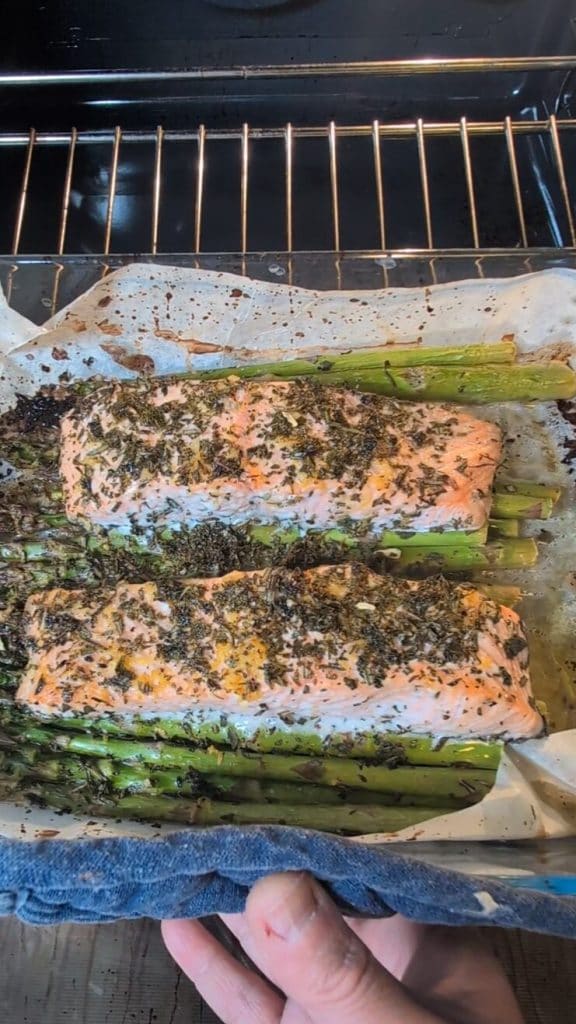 Zalm in de Oven met Krokante Asperges: