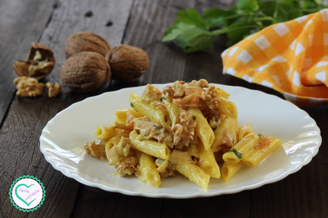 Pasta met walnoten en saffraan