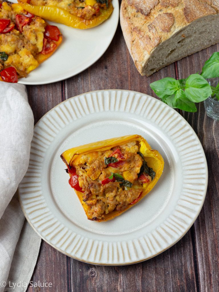 Gevulde paprika's met tonijn