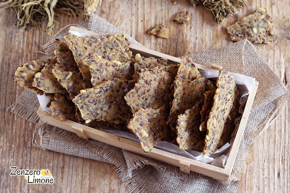 Plat brood met gemengde zaden