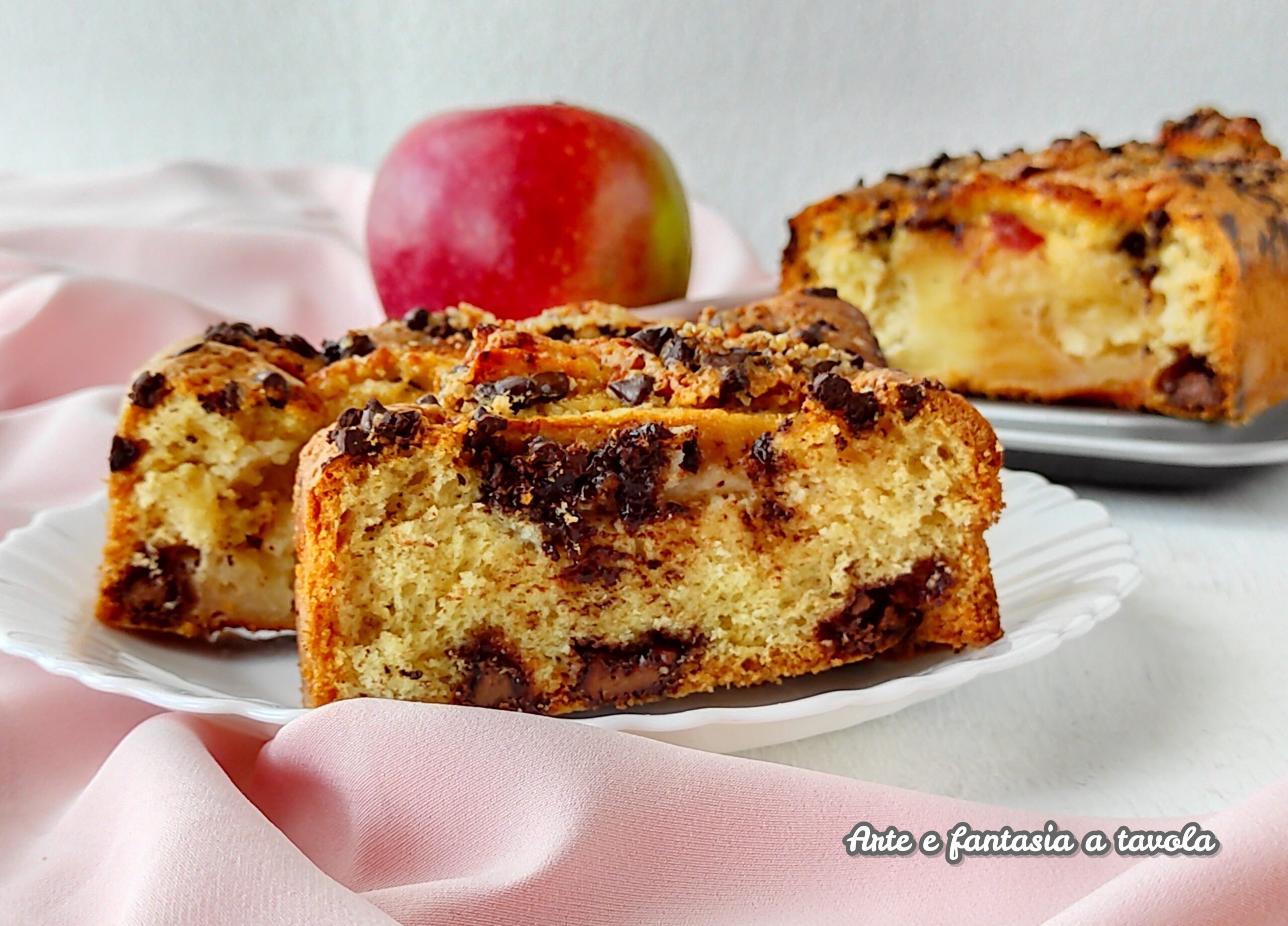 Plumcake met appel en chocolade: oma’s truc om hem niet droog te laten worden