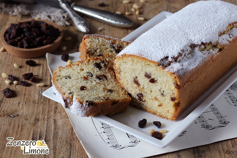 Plumcake met rozijnen en pijnboompitten
