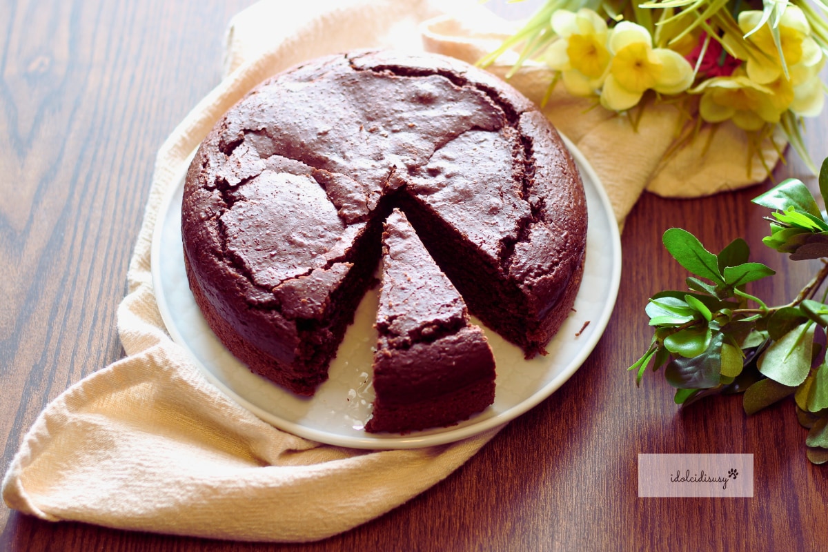 Cacaocake zonder boter en eieren: luchtig en licht
