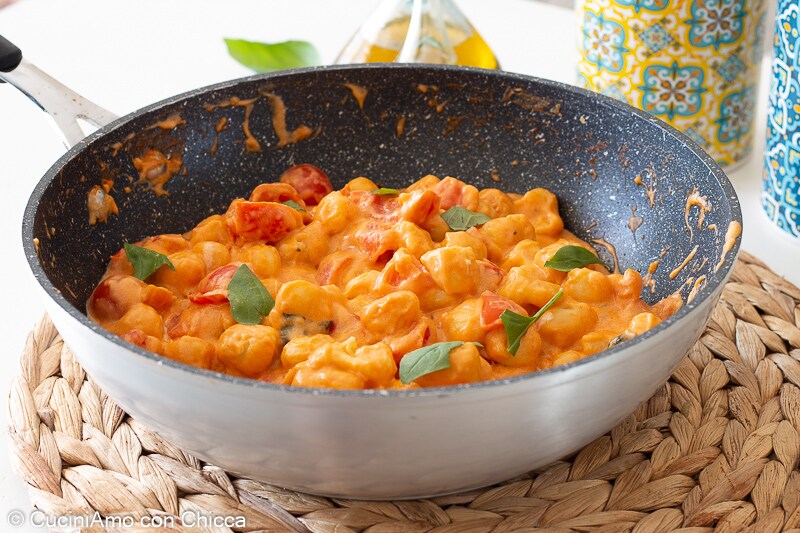 Romige gnocchi met cherrytomaten