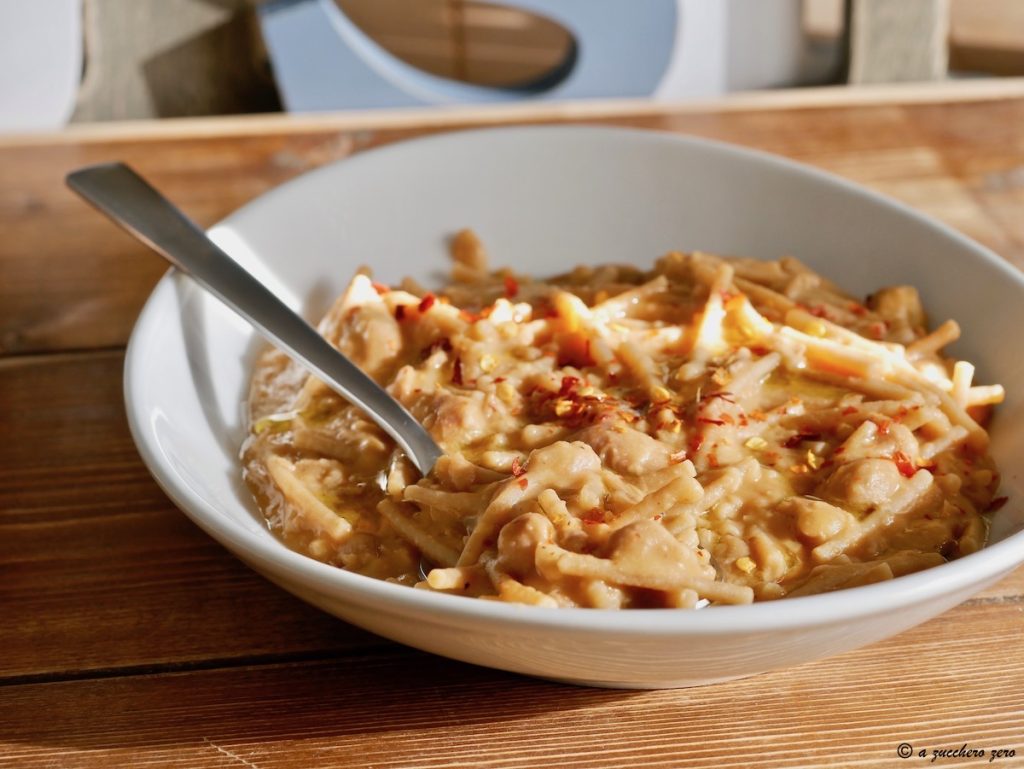 Romige volkoren pasta en bonen
