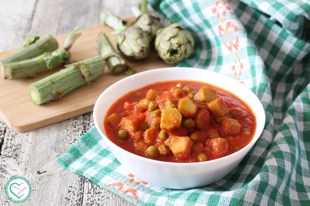 Saus met artisjokstelen